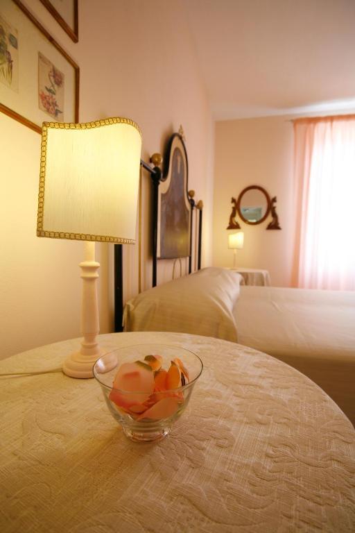 Villa Amelia Rooms Marina di Pietrasanta Zimmer foto