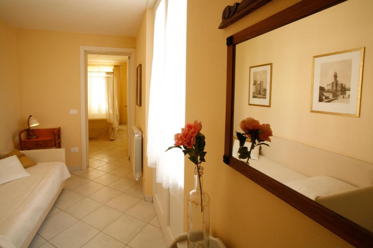 Villa Amelia Rooms Marina di Pietrasanta Exterior foto